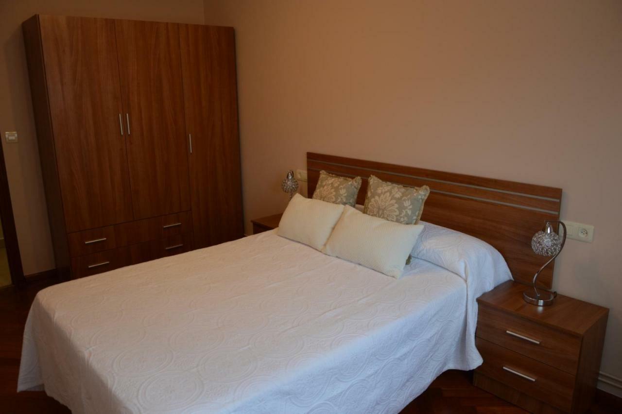 Piso Da Empegada Apartment Arzua Luaran gambar